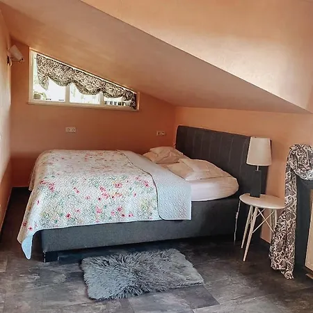 Herberg Weingut Mathis 2 Sunrise *